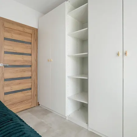 Apartment Modern With Ac Near Malta By Renters Poznan