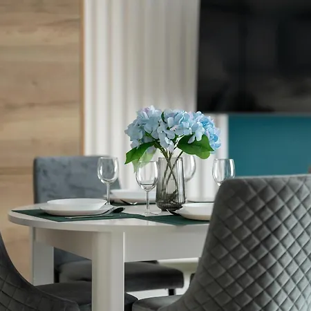 Modern With Ac Near Malta By Renters * بوزنان