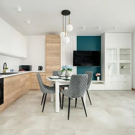 Modern With Ac Near Malta By Renters Апартаменти