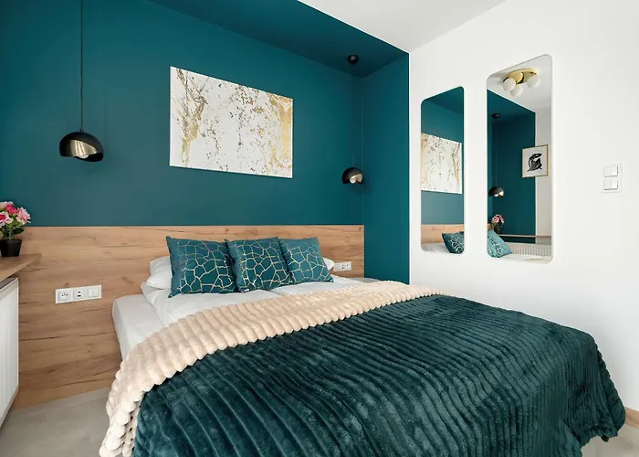 Modern With Ac Near Malta By Renters شقة بوزنان